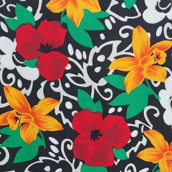 VintageāBoldāDaffodilsĀ andāPoppiesāButtonedāBlouse - Picture 9 of 11